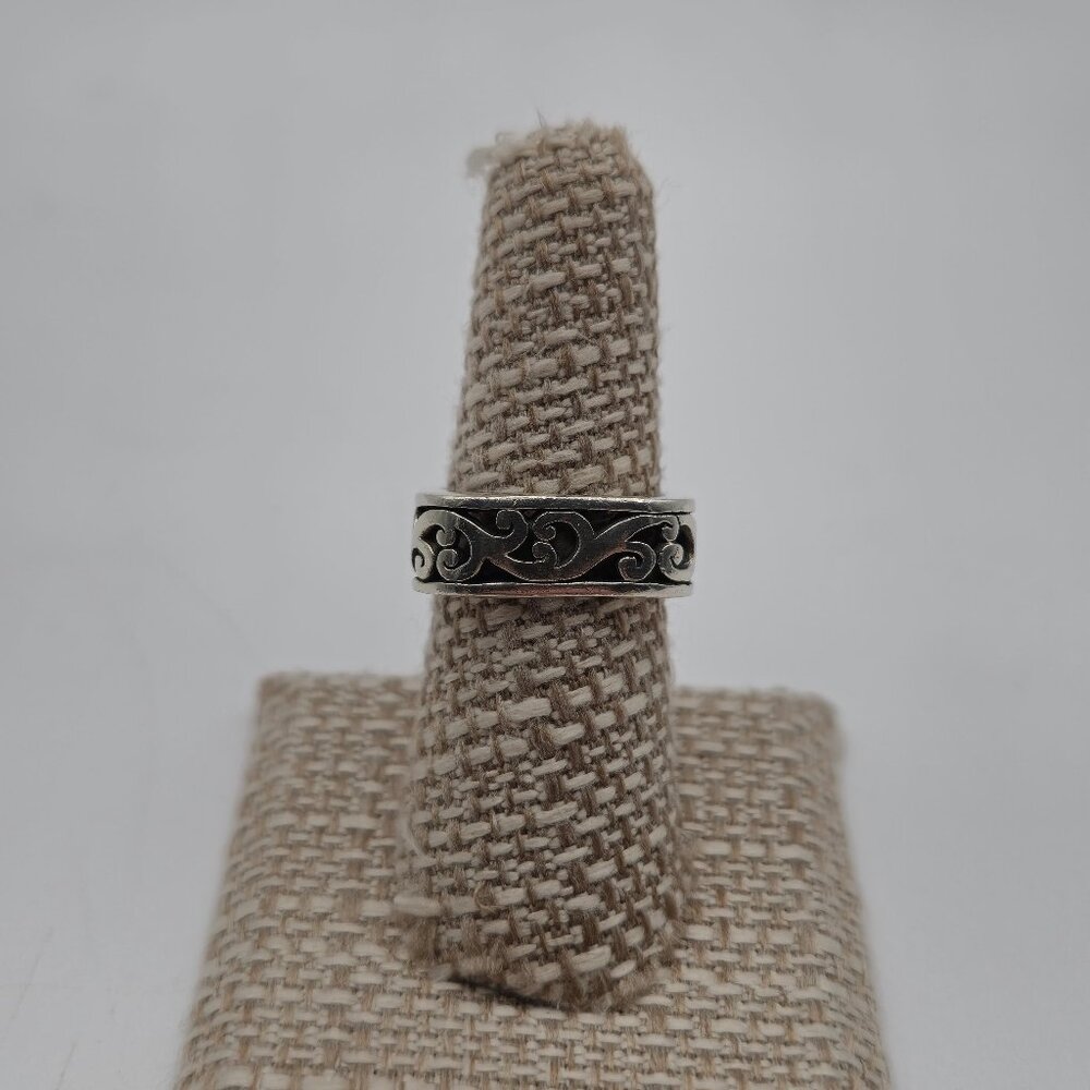 Size 7 Sterling Silver Thick Solid Filigree Design Band Ring A3717